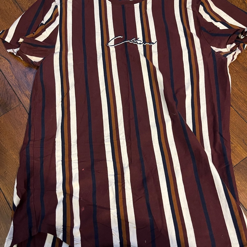 Stylish Striped “Culture” Short Sleeve Tee- L